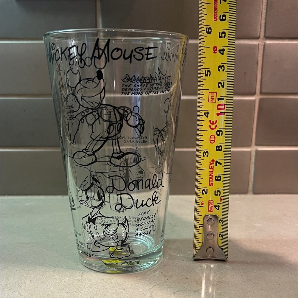 Disney Sketch-Style Mickey & Donald Glass Tumbler — White and Black - Picture 8 of 8